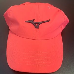 Mizuno golf hat